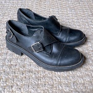 MIA black leather belted chunky loafers size 9